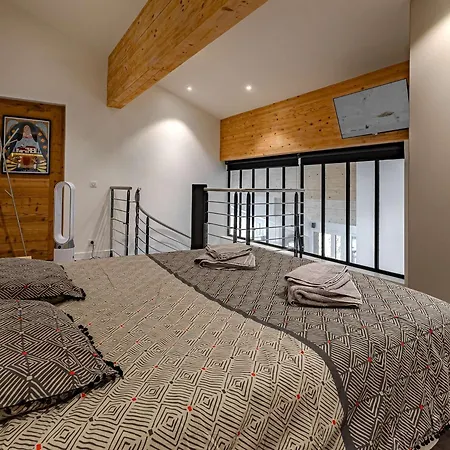 Loft Lumineux Avec Parking - 4 Pers. 아파트 *